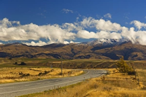 New Zealand Rural Landscape Prints: Road and Dunstan Range