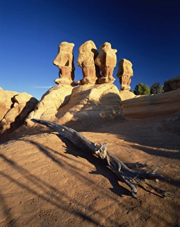 North America Outdoor Adventures Prints: Sculptured rock formations