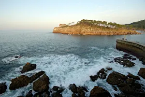 Sea wall and harbour entrance, Lekeitio, Basque country, Costa Vasca, Euskadi Sea wall and harbour entrance, Lekeitio, Basque country, Costa Vasca, Euskadi