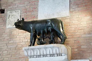 Statue depicting Romulus and Remus and the she-wolf Statue depicting Romulus and Remus and the she-wolf