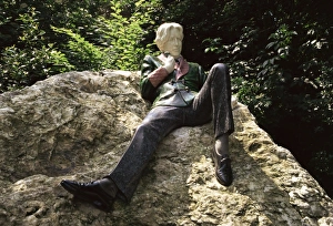 EU Travel Destinations Prints: Statue of Oscar Wilde
