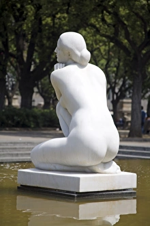 Barcelona Statue Prints: Statue in Placa de Catalunya