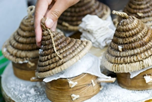 Traditional Chinese Cuisine Prints: Steaming baskets of dumplings, Kunming, Yunnan, China, Asia
