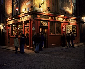 Western Europe Photography Prints: Temple Bar