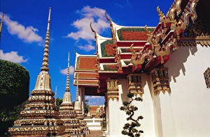 Buddhism In Thailand Images Prints: Temples and chedis of Wat Pho