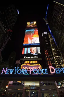 Images Dated 3rd January 2000: Times Square Print, Manhattan Skyline