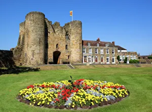 Prints of Tonbridge Castle, Tonbridge, Kent, England, United Kingdom, Europe Castle Prints: Tonbridge Castle Print, Kent, England