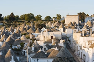Traditional Trulli style houses in Alberobello, UNESCO World Heritage Site, Puglia Traditional Trulli style houses in Alberobello, UNESCO World Heritage Site, Puglia