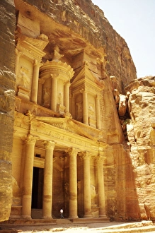 Middle East Travel Destinations Prints: The Treasury at dusk
