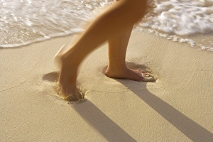 Colorful Beach Scenes Prints: Walking in the sand