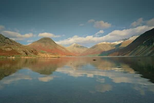 Images Dated 26th January 2000: Wasdale Head and Great Gable reflected in Wastwater, Lake District National Park