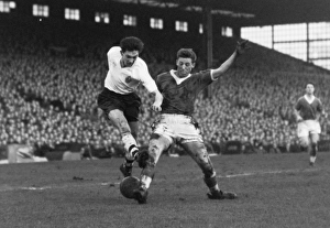 Boltons Freddie Hill and Evertons Brian Harris clash in 1958 Boltons Freddie Hill and Evertons Brian Harris clash in 1958