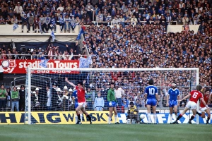 Bryan Robson scores for Manchester United in the 1983 FA Cup Final replay Bryan Robson scores for Manchester United in the 1983 FA Cup Final replay