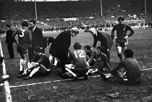 Images Dated 11th April 1970: Chelsea players prepare for extra-time - 1970 FA Cup Final