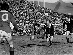 Gareth Edwards passes to Barry John during the second Lions test against the All Blacks in 1971 (crop) Gareth Edwards passes to Barry John during the second Lions test against the All Blacks in 1971 (crop)