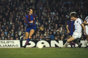 Johan Cruyff takes on Aston Villa in the 1978 UEFA Cup Johan Cruyff takes on Aston Villa in the 1978 UEFA Cup