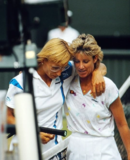 Martina Navratilova and Chris Evert at the 1987 Wimbledon Championships Martina Navratilova and Chris Evert at the 1987 Wimbledon Championships