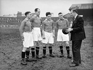 Matt Busby with four of his Manchester United players - 1946/7 Matt Busby with four of his Manchester United players - 1946/7