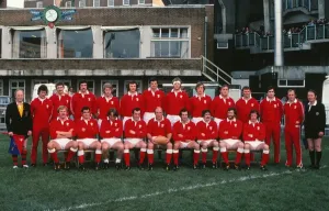 Gareth Edwards a true legend: 1976 Wales vs Argentina Rugby Union Print