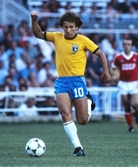 zico-ball-1982-world-cup-