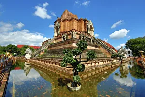 Wat Chedi Luang Temple Chedi in Chiang Mai, Thailand Wat Chedi Luang Temple Chedi in Chiang Mai, Thailand