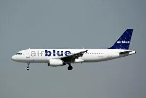 Images Dated 23rd November 2005: Airbus A320 Air Blue