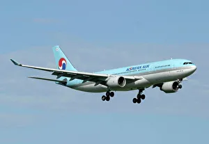 Airbus A330-200 Korean Air landing into Nadi Airport, Fiji Airbus A330-200 Korean Air landing into Nadi Airport, Fiji