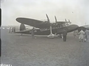 Vintage Propeller Aircraft Prints: Flight, SUP000002