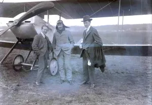 Historic Flight Images Prints: Flight, SUP00121