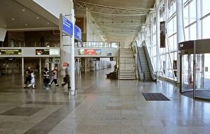 Images Dated 6th January 2006: Interior of terminal, John Lennon Airport, Liverpool