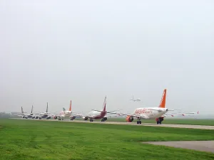 Boeing 737 Prints: Stansted Takeoff Queue Print - Boeing 737-800s and Airbus 319
