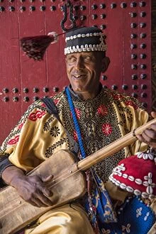 Medina of Marrakesh Collection: Africa, Morocco, Marrakesh, Medina, A gouda musician