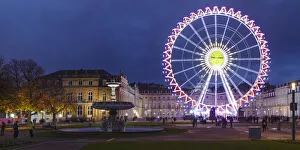 Big wheel at Schlossplatz Square with New Palace in autumn, Stuttgart, Baden-Wurttemberg Big wheel at Schlossplatz Square with New Palace in autumn, Stuttgart, Baden-Wurttemberg
