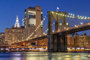 Brooklyn Bridge at night, Manhattan, New York, USA Brooklyn Bridge at night, Manhattan, New York, USA