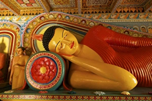 Buddha Statue, Isurumuniya, Anuradhapura, Sri Lanka Buddha Statue, Isurumuniya, Anuradhapura, Sri Lanka