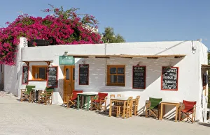 Cafe in the Chora, Folegandros, Cyclades, Greece Cafe in the Chora, Folegandros, Cyclades, Greece