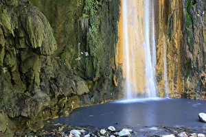 Caribbean, St Lucia, Diamond Botanical Gardens, Diamond Falls Caribbean, St Lucia, Diamond Botanical Gardens, Diamond Falls