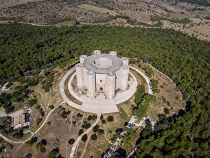 Castel del Monte, Andria, Apulia region, Bari province, Puglia, Italy, Europe Castel del Monte, Andria, Apulia region, Bari province, Puglia, Italy, Europe