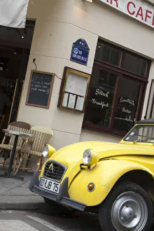 Citreon outside cafe in Ile St. Louis, Paris, France Citreon outside cafe in Ile St. Louis, Paris, France