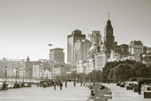 Custom House on The Bund, Shanghai, China Custom House on The Bund, Shanghai, China