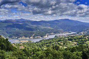 Daivoes dam, river Tamega. Ribeira de Pena, Tras os Montes. Portugal Daivoes dam, river Tamega. Ribeira de Pena, Tras os Montes. Portugal