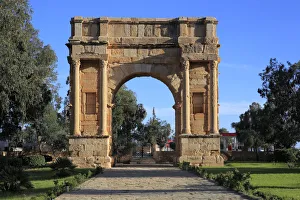 Diocletian arch (3rd century), Sbeitla, Tunisia Diocletian arch (3rd century), Sbeitla, Tunisia
