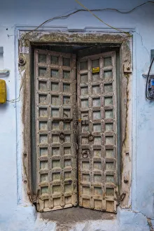 Door detail in the old town of Udaipur, Rajasthan, India Door detail in the old town of Udaipur, Rajasthan, India