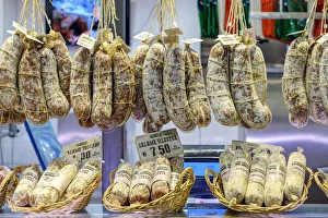 Dried salami for sale at Mercato di San Lorenzo, Florence (Firenze), Tuscany, Italy Dried salami for sale at Mercato di San Lorenzo, Florence (Firenze), Tuscany, Italy