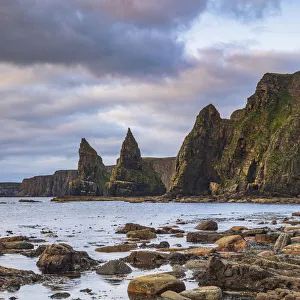UK Coastal Scenes Prints: Duncansby Stacks, Duncansby Head, Caithness, Scotland, UK