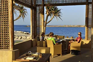 Family dining at the Anantara Desert Island Resort, Sir Bani Yas Island, Abu Dhabi Family dining at the Anantara Desert Island Resort, Sir Bani Yas Island, Abu Dhabi