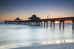 Fort Myers Pier at Sunset, Florida, USA Fort Myers Pier at Sunset, Florida, USA