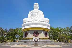 Giant Buddha at Long Son Pagoda (Chua Long Son) Buddhist temple, Nha Trang, Khanh Giant Buddha at Long Son Pagoda (Chua Long Son) Buddhist temple, Nha Trang, Khanh