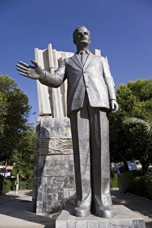 A giant statue of Hafez al-Assad in downtown Damascus A giant statue of Hafez al-Assad in downtown Damascus