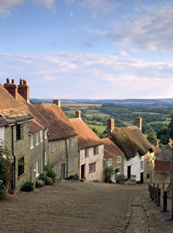South West England Landmarks Prints: Gold Hill, Shaftesbury